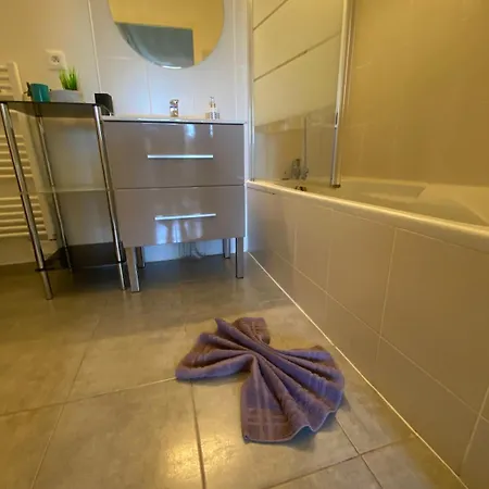 Appartamento Entire Air-conditioned Accommodation, Vecchio Center *