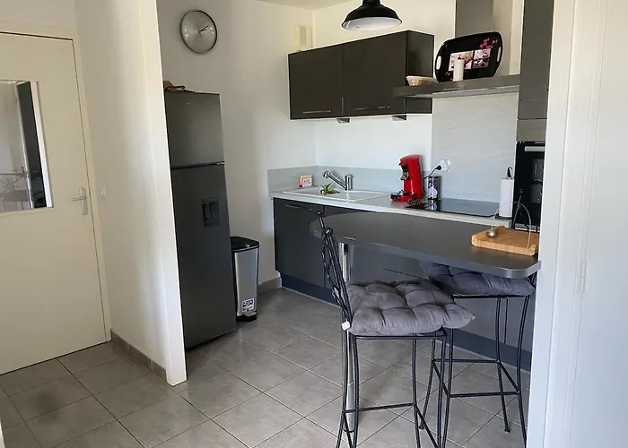 Entire Air-conditioned Accommodation, Vecchio Center Appartamento Porto Vecchio