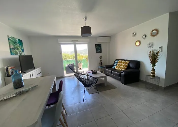 Entire Air-conditioned Accommodation, Vecchio Center Lejlighed Porto-Vecchio (Corsica)